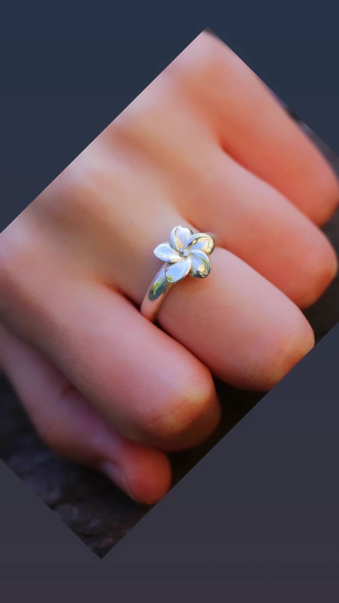 silver flower ring for women